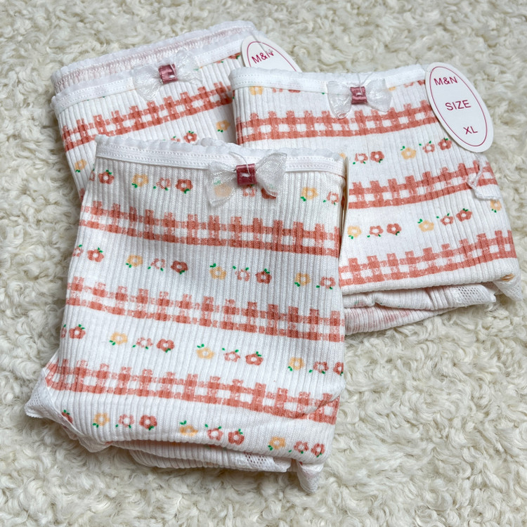 شورت خط دار