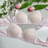 سوتین زنانه اسفنجی صورتی گیپور دار وارداتی کاپ A (کاپ کوچیک) / سایز ۷۵ و 80