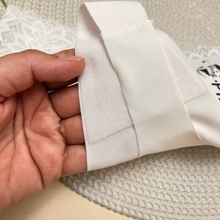 شورت لیزری زنانه اروپایی وارداتی کمر تور / سایز M , L , XL