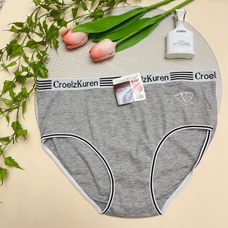 شورت زنانه اروپایی وارداتی طرح کبریتی کش اسپرت CroelzKuren/ سایز L و XXL
