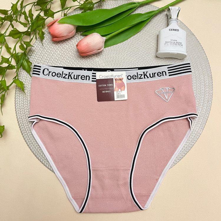 شورت زنانه اروپایی وارداتی طرح کبریتی کش اسپرت CroelzKuren/ سایز L و XXL