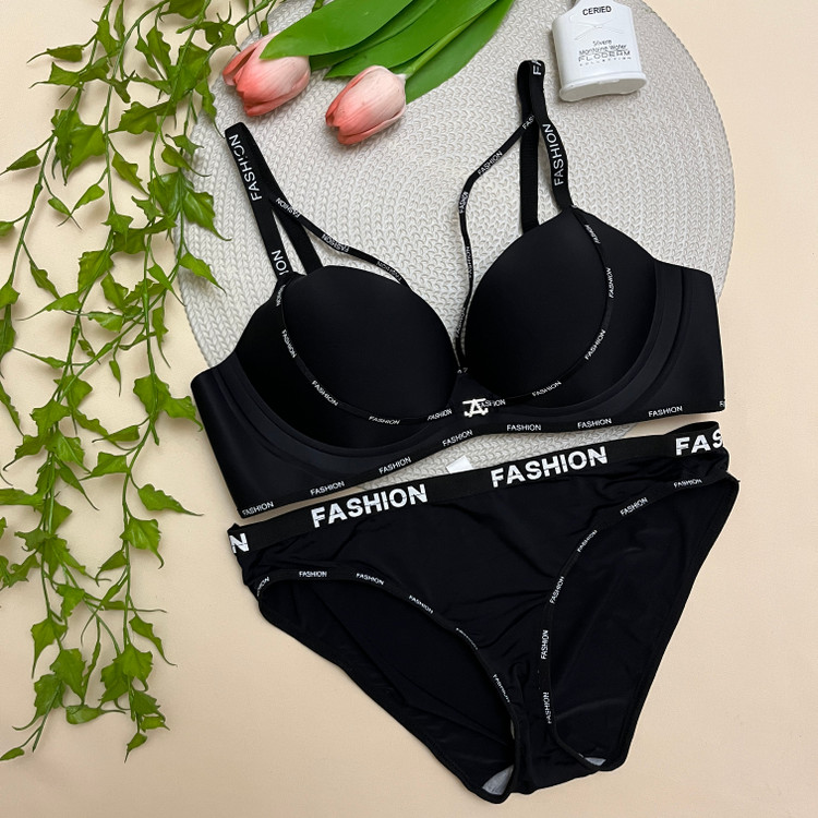 ست شورت و سوتین جک دار لیزری هارنس دار زنانه fashion کاپ B / سایزبندی 80 تا ۹۰