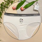 شورت زنانه کبریتی طرح پیشی شیری رنگ / Free size