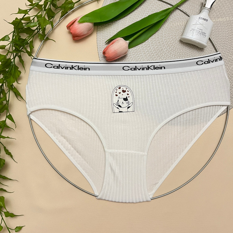 شورت زنانه کبریتی طرح پیشی شیری رنگ / Free size