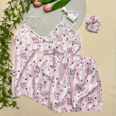 ست 3 تیکه تاپ شورتک زنانه به همراه کش مو طرح فانتزی جنس ساتن | free size