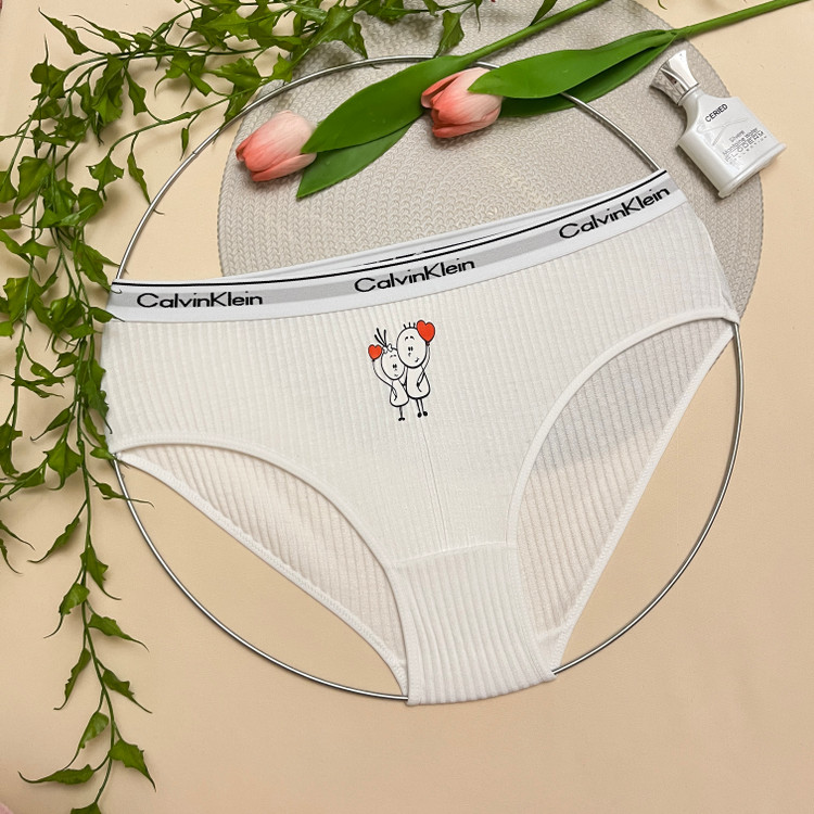 شورت زنانه کبریتی طرح فانتزی شیری رنگ / Free size