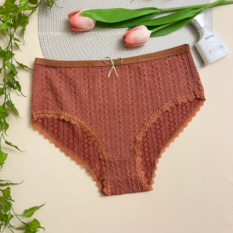 شورت زنانه وارداتی بغل گیپور بسیار نرم و لطیف/ سایز XXL و XXXL