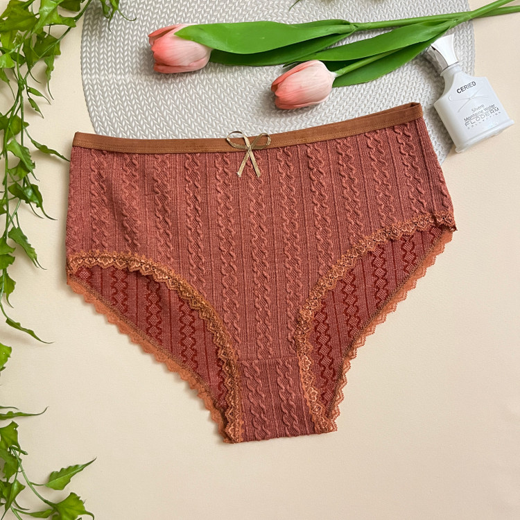 شورت زنانه وارداتی بغل گیپور بسیار نرم و لطیف/ سایز XXL و XXXL