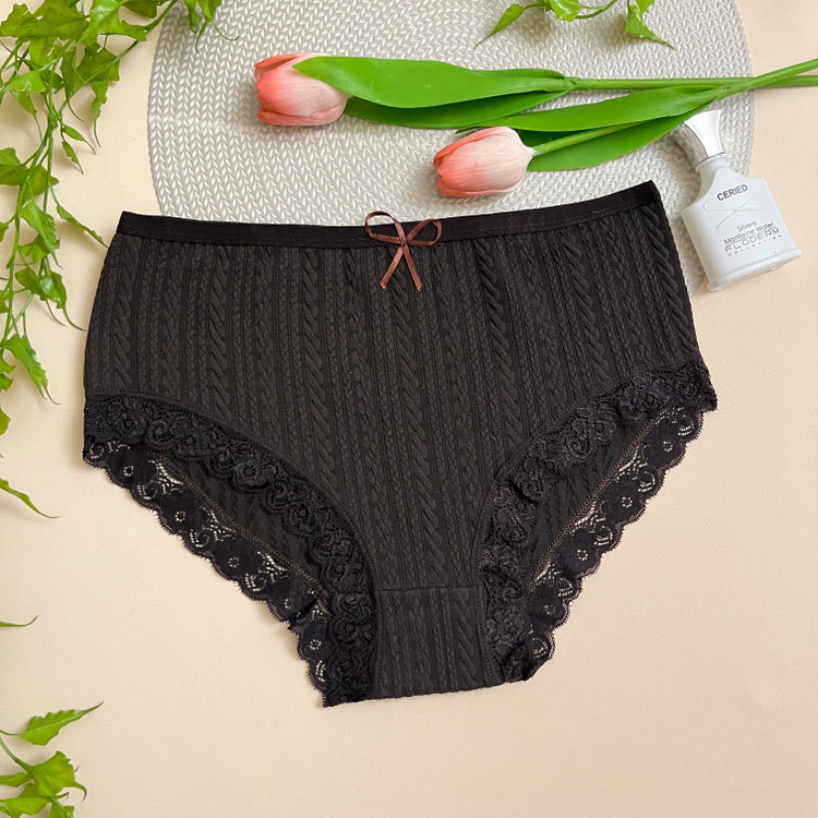 شورت زنانه وارداتی بغل گیپور بسیار نرم و لطیف/ سایز XXL و XXXL