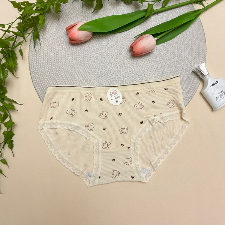 شورت زنانه وارداتی عروسکی هاپویی طرح کبریتی بغل گیپور / سایز XL