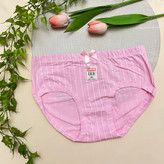 شورت زنانه وارداتی کش پهن تم صورتی ملیح برند معروف و باکیفیت لاکو Laco / سایز XL - XXL - XXXL