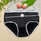شورت زنانه فانتزی وارداتی با تم مشکی از برند معروف و باکیفیت چی چی Chi Chi / سایز L-XL-XXL-XXXL