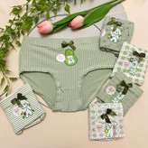 شورت زنانه فانتزی وارداتی با تم سبز از برند معروف و باکیفیت چی چی Chi Chi / سایز L-XL-XXL-XXXL