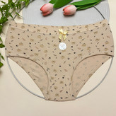 شورت زنانه فانتزی وارداتی با تم کرم از برند معروف و باکیفیت چی چی Chi Chi / سایز XL-XXL