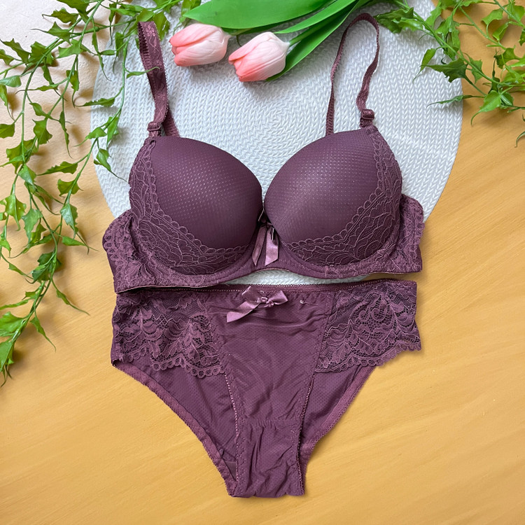 ست شورت و سوتین زنانه وارداتی push up اسفنجی جک دار فنر دار کاپ B / سایزبندی 85 تا 100 / مناسب 75 تا 85
